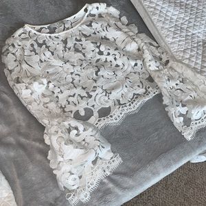 Alexis lace crop